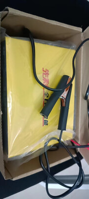 汽车电瓶充电器
