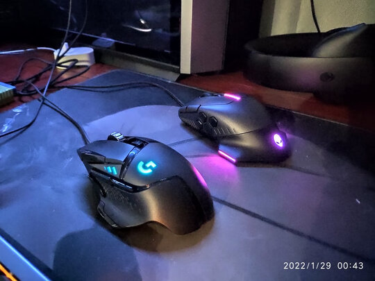 三,罗技b100有线鼠标网友对比评测