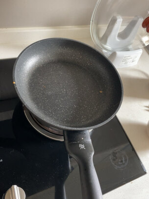 不粘锅