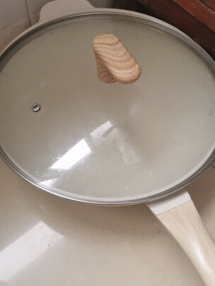 麦饭石不粘锅