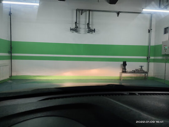 汽车灯泡