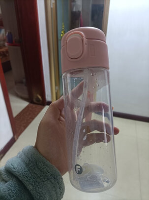 吸管水杯