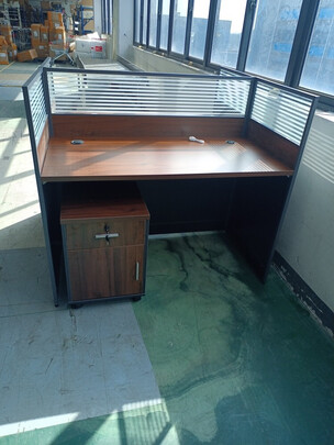 办公桌|安美诚家具AMC5602办公桌怎么样？亲身体验告知你实情！