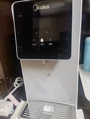 饮水机