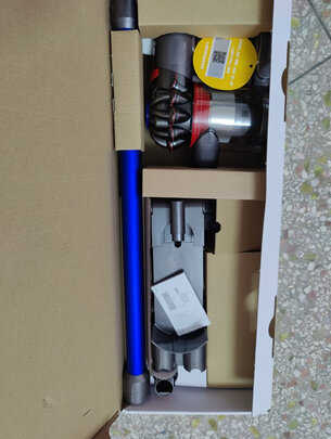 戴森SV10 DYSON V8 FLUFFY PLUS选购攻略需注意细节