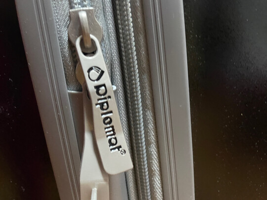Diplomat拉杆箱|Diplomat拉杆箱如何,值得入手的原因分享！