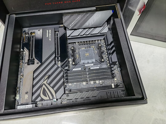 主板|玩家国度ROG CROSSHAIR VIII EXTREME主板怎么样上手一周说讲感受