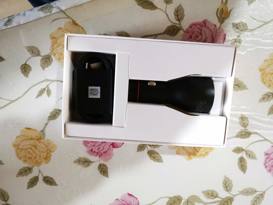 车载充电器