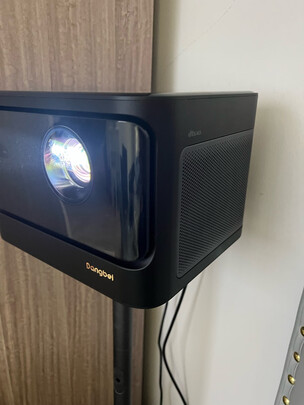 三,极米(xgimi)xh30l投影仪网友对比评测
