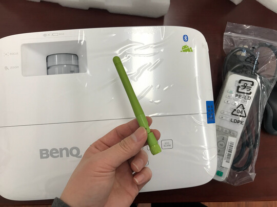 明基E320是哪里生产的，值吗