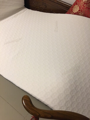 床垫|【电商快报】讲讲看睡眠博士乳胶床垫优缺点评测感受？看完这遍就够了
