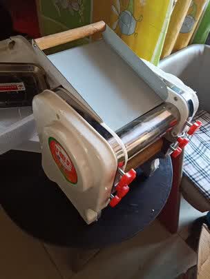 俊媳妇家用压面机手动