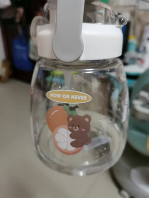 吸管水杯