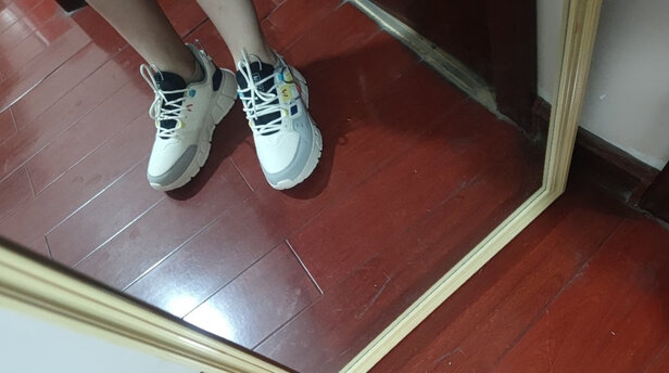 运动休闲鞋