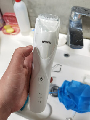 吸发理发器