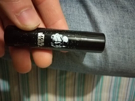 男士润唇膏