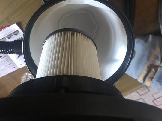 车载吸尘器