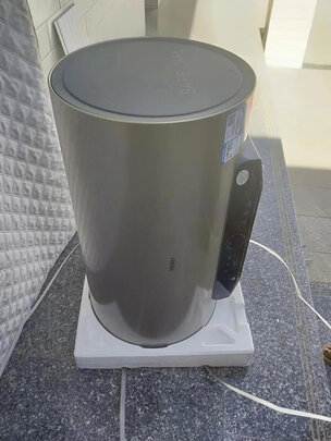 电热水器