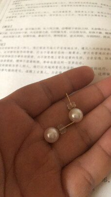 珍珠耳钉