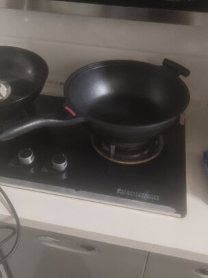 麦饭石不粘锅