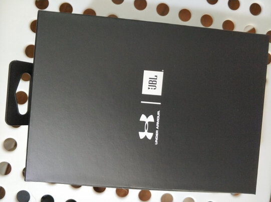 客观评评jbl ua flash音质怎么样？音质效果到底差不差？