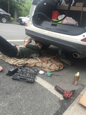 倒车雷达
