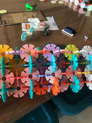 立体拼插玩具
