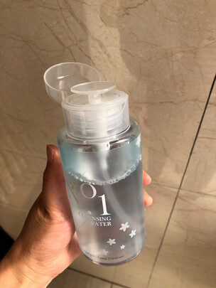 卸妆水