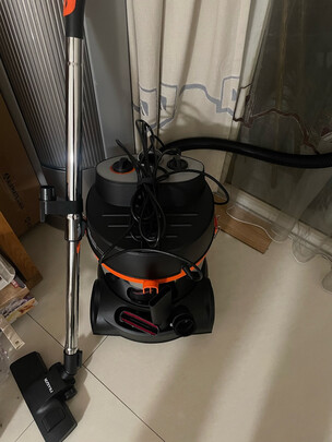 车载吸尘器