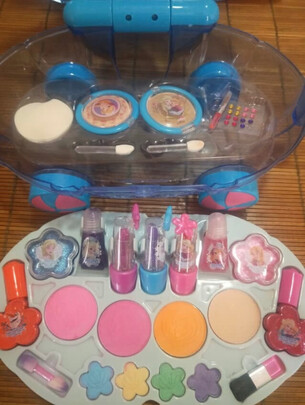 儿童化妆品玩具