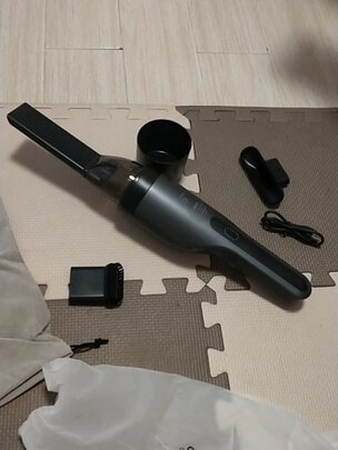 车载吸尘器