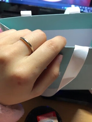 铂金戒指