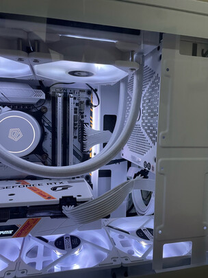 七彩虹BATTLE-AX|七彩虹BATTLE-AX H470M-PLUS V20主板到底怎么样，参数如何！
