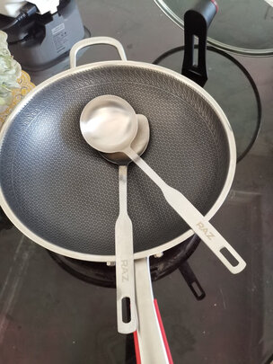 不粘锅