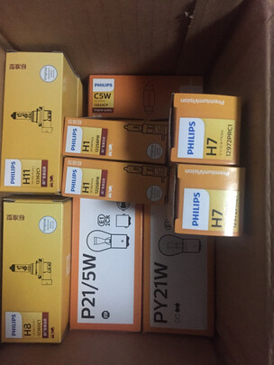 汽车灯泡