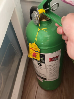 车载灭火器