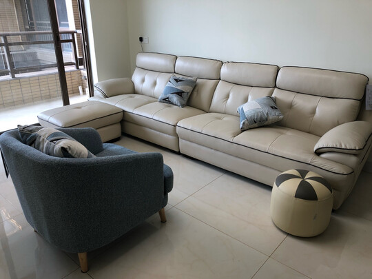 左右真皮沙发怎么样评价好不好呢？太后悔了！！