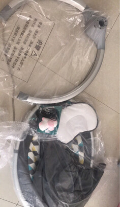 宝宝摇椅