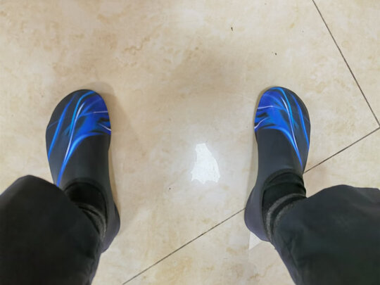 浮潜鞋