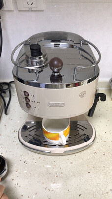 %title插图%num 德龙(Delonghi) ECAM23.420.SW全自动咖啡机 意式现磨咖啡机 银色 家用