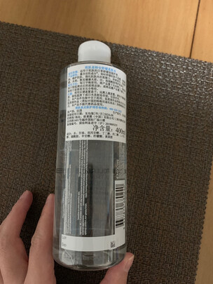 爽肤水