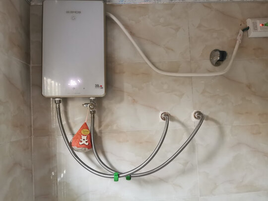 格林姆斯(GLEMOS) 即热式电热水器怎么样?优缺点曝光分析