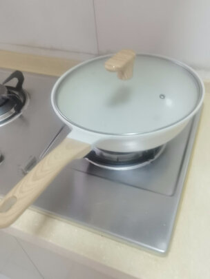 麦饭石不粘锅