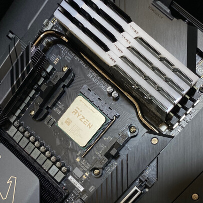 技嘉X570 AORUS XTREME怎么样呀，散热够不够快，高端大气吗？