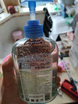 婴儿洗发水