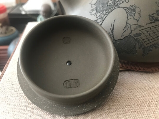 紫砂壶|消费者诉说打听下藏壶天下是正宗紫砂吗？是否有收藏价值？