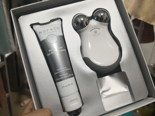 NufaceMini(银灰)美容仪|看完不迷路：NuFACE美容仪到到底是好还是差?用后一周讲体验真相？