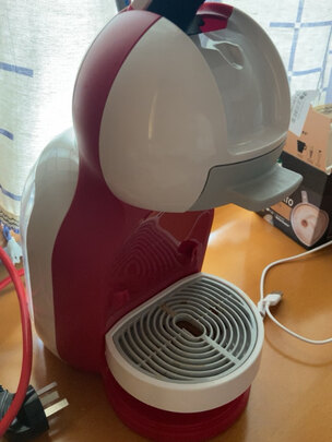 雀巢多趣酷思 全自动胶囊咖啡机 小型机性价比款-Mini Me黑色 (Nescafe Dolce Gusto) 