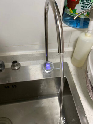 净水器|消费者诉说史密斯和美的净水器哪个好？细节对比评测区别是？