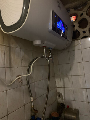 容声电热水器纤薄智能家电储水式电热水器怎么样?真实使用揭秘，不要跟风选！